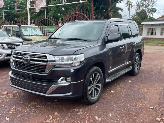 Land Cruiser Toyota