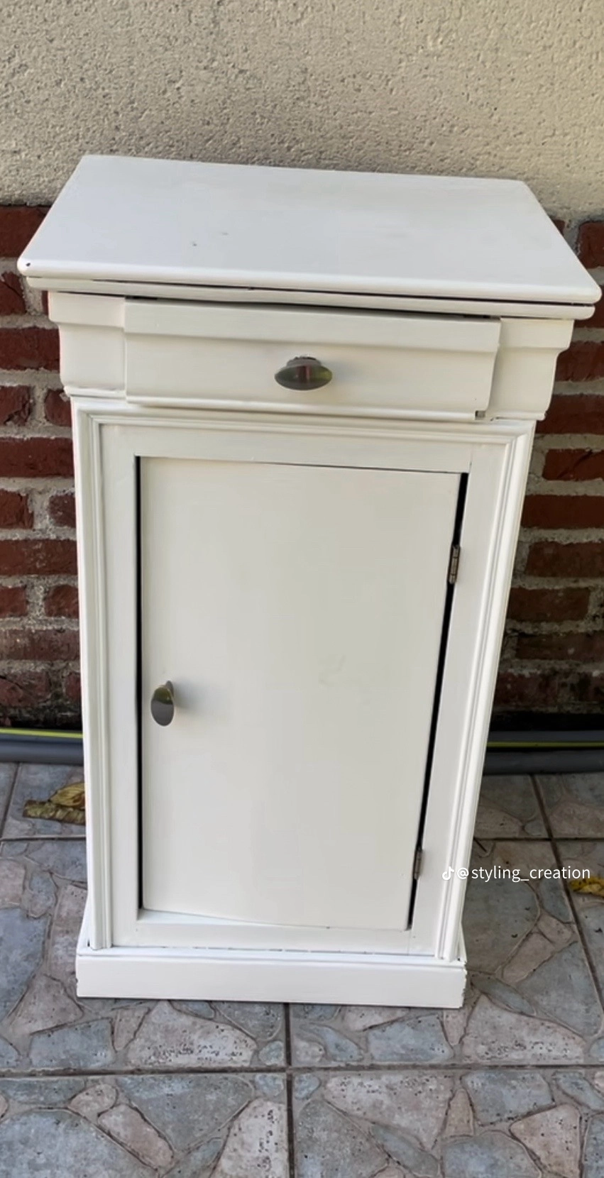 la chaire de l’église et d’autres